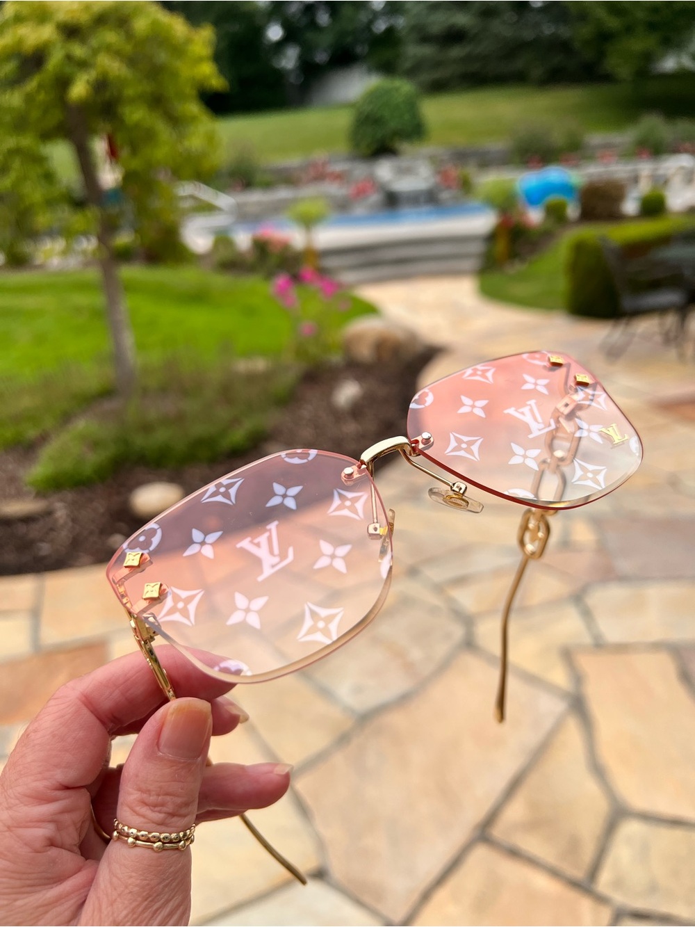 Pink Gradient Monogram Rimless Sunglasses - Picture 2 of 7